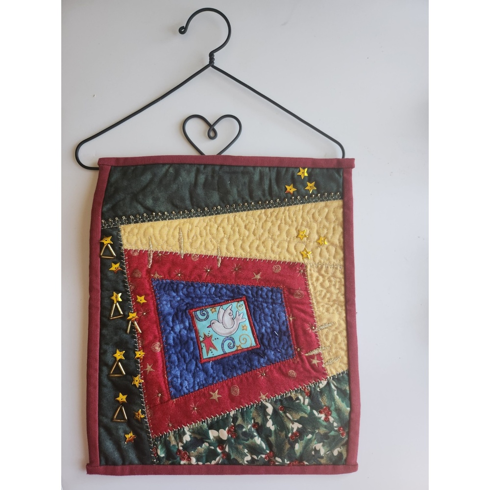 Handmade Christmas Quilt Decoration B30